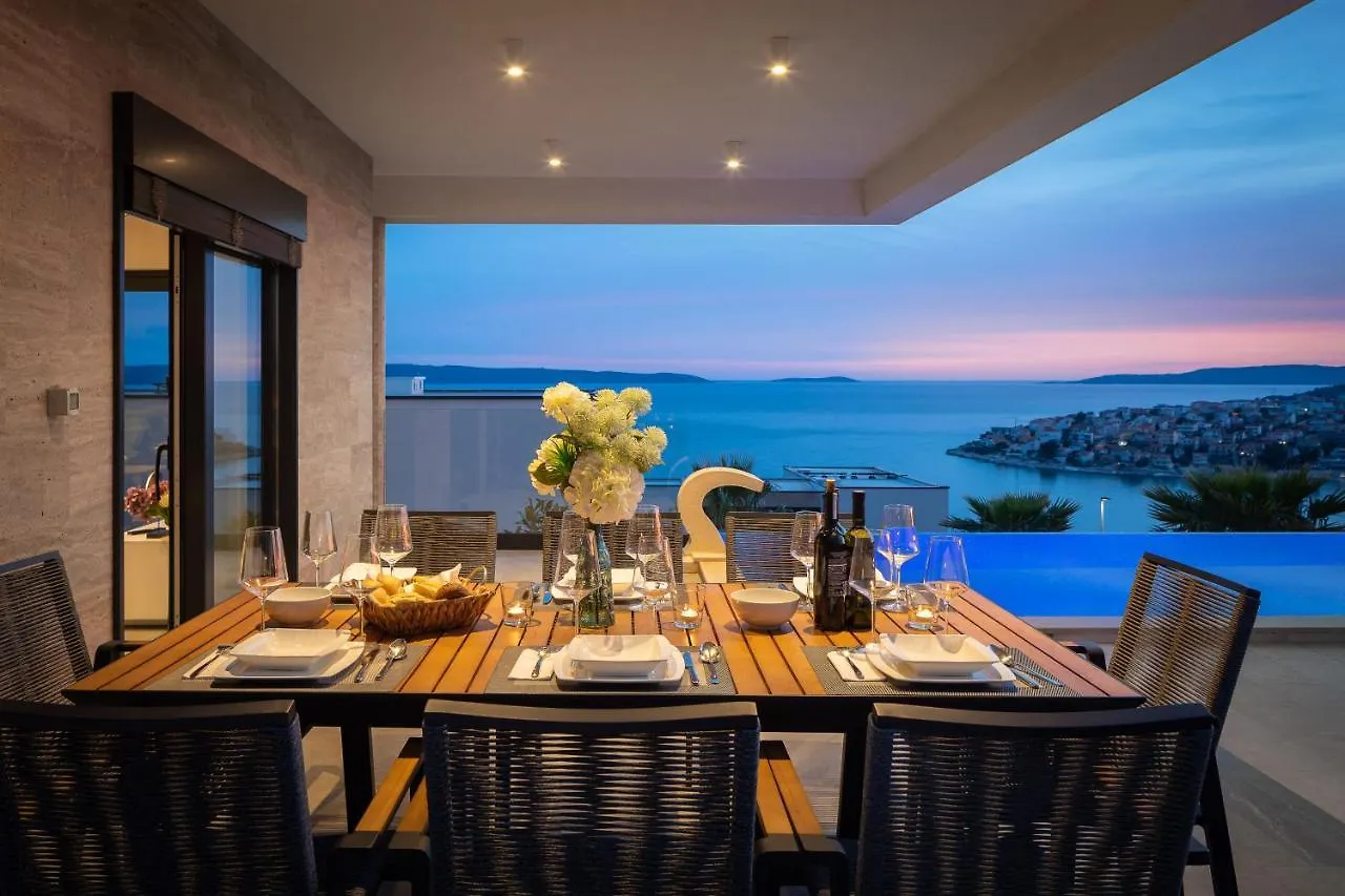 Luxury Villa Black Pearl With Pool Trogir Croatia