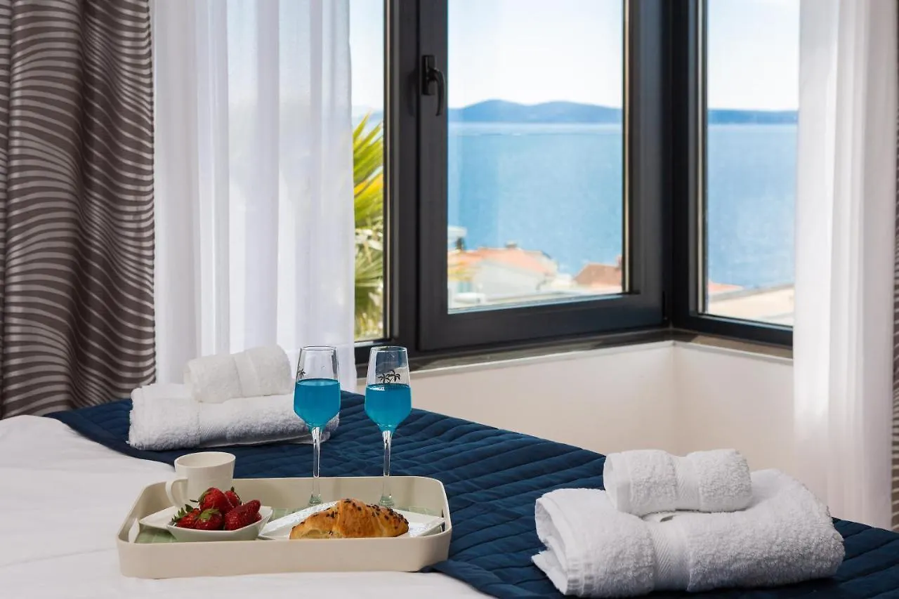 Luxury Villa Black Pearl With Pool Trogir