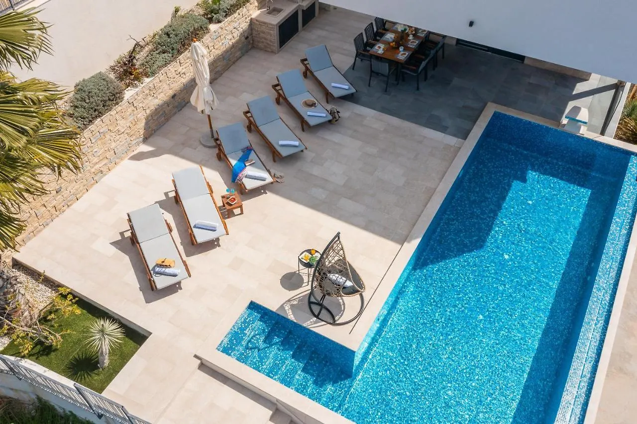 Luxury Villa Black Pearl With Pool Trogir 0*,  Croatia