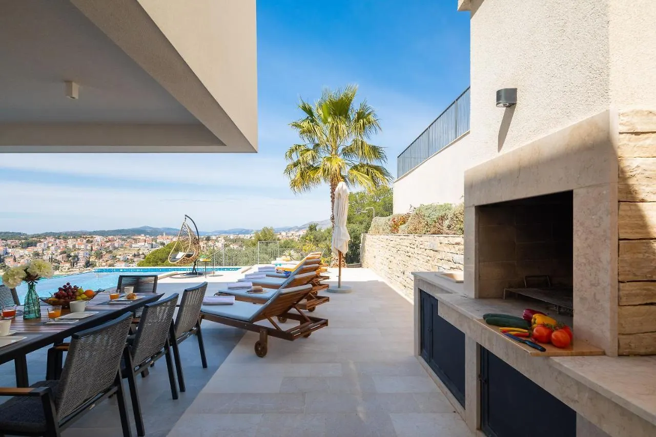 Luxury Villa Black Pearl With Pool Trogir Croatia