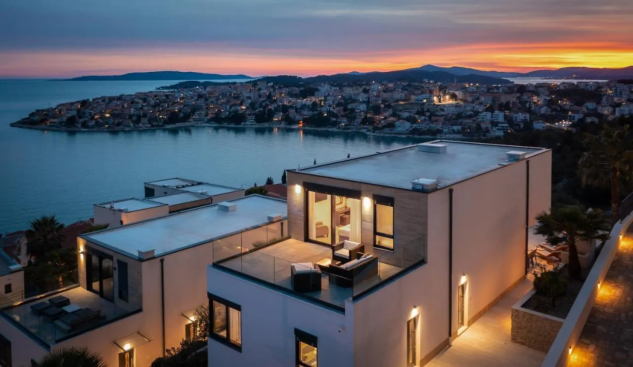 Luxury Villa Black Pearl With Pool Trogir 0*,