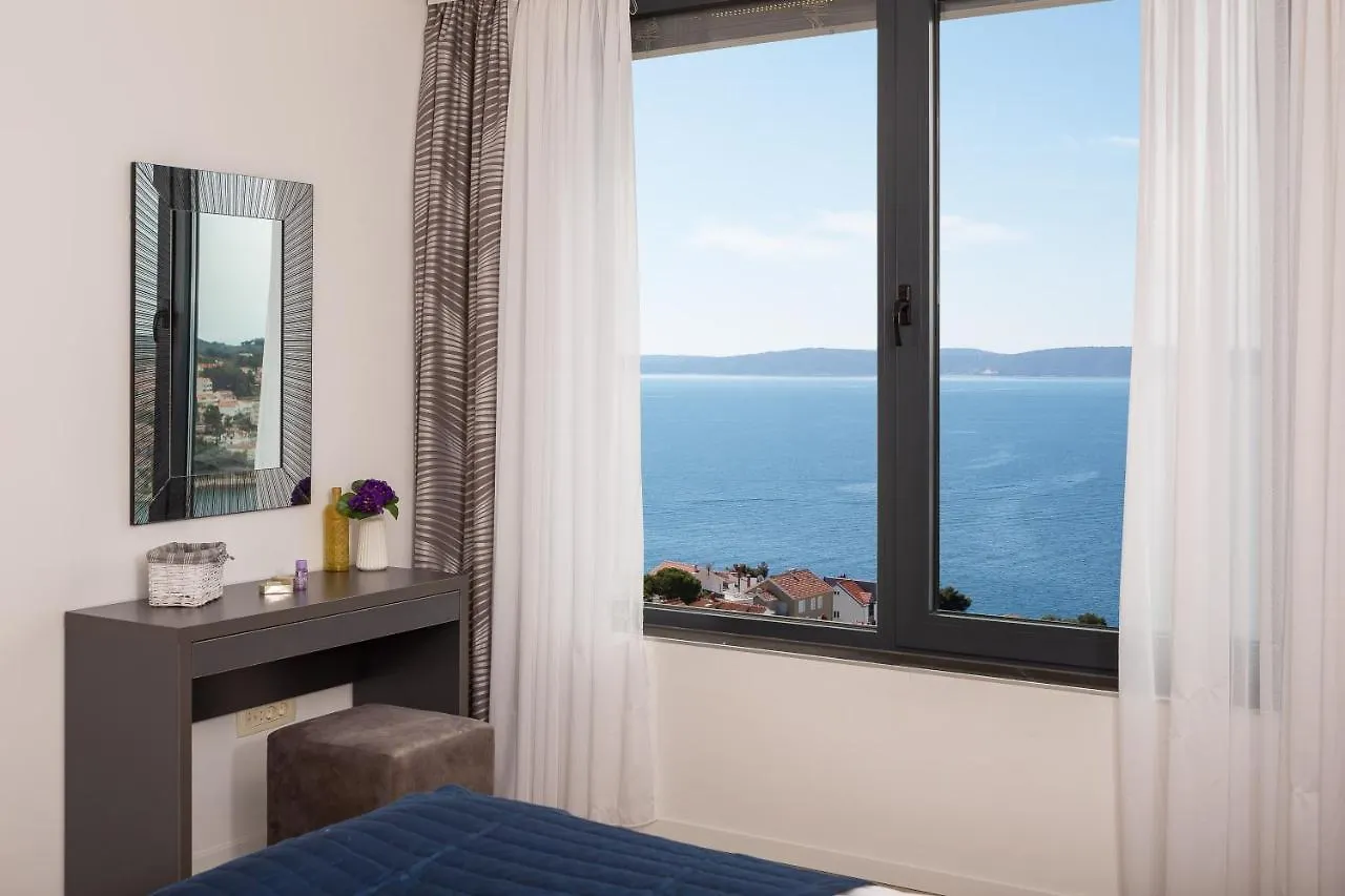 Luxury Villa Black Pearl With Pool Trogir